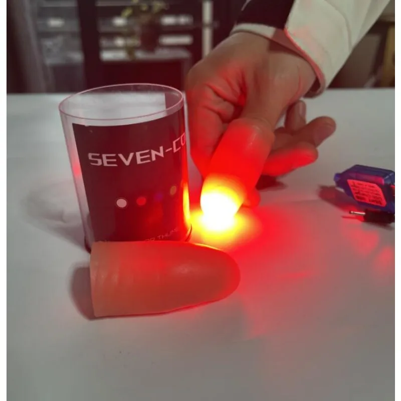 سبعة ألوان مصباح ليد الإبهام ن - مراجعة Thumb Tip Magic Trick Set وسعره